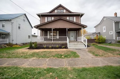 307 Lincoln Ave NW, Carrollton, OH 44615