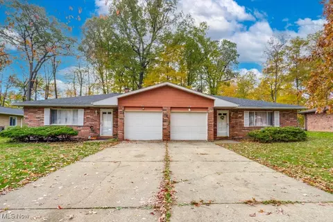 1514 1516 Robin Ln, Stow, OH 44224
