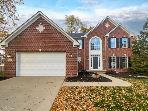 5833 Furlong Dr, Medina, OH 44256