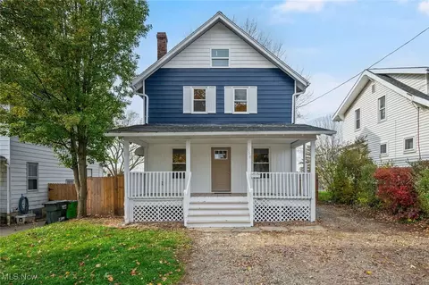 536 Yale Ave, Barberton, OH 44203
