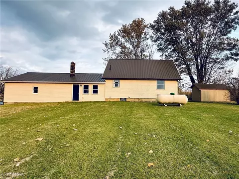 Exterior - 190 Township Road 1031, Nova, OH 44859 photo 4 of 11
