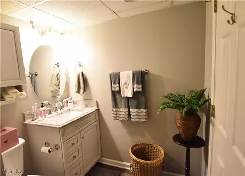 Bath - 7871 Walnut St #A, Boardman, OH 44512 photo 5 of 6
