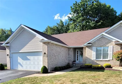 7871 Walnut St #A, Boardman, OH 44512