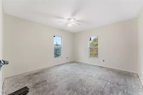Bedroom - 1206 Diagonal Rd, Akron, OH 44307 photo 1 of 8