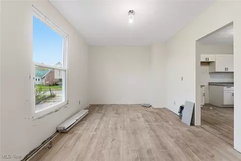 Living - 1206 Diagonal Rd, Akron, OH 44307 photo 3 of 6