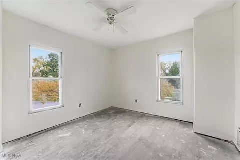 Bedroom - 1206 Diagonal Rd, Akron, OH 44307 photo 5 of 8