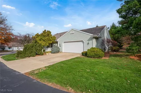 2079 Heather Ct, Akron, OH 44313