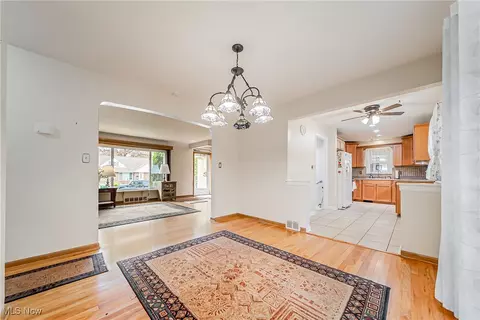 Dining - 321 E 243rd St, Euclid, OH 44123 photo 1 of 1