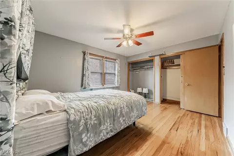 Bedroom - 321 E 243rd St, Euclid, OH 44123 photo 2 of 4