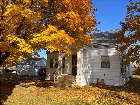 564 Williams Ave, East Liverpool, OH 43920