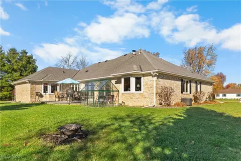 4082 Huntington Ct, Ashtabula, OH 44004 photo 6
