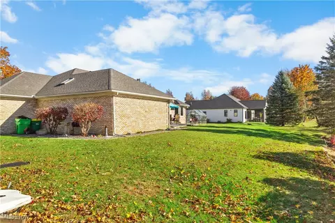 4082 Huntington Ct, Ashtabula, OH 44004 photo 4