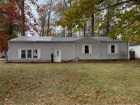 1798 E 337th St, Eastlake, OH 44095