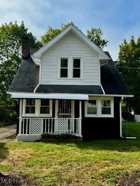 966 La Belle Ave, Akron, OH 44320