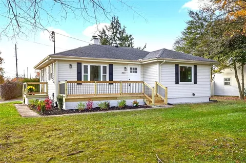 2365 Tod Ave NW, Warren, OH 44485