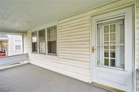 Exterior - 896 Dan St, Akron, OH 44310 photo 2 of 4