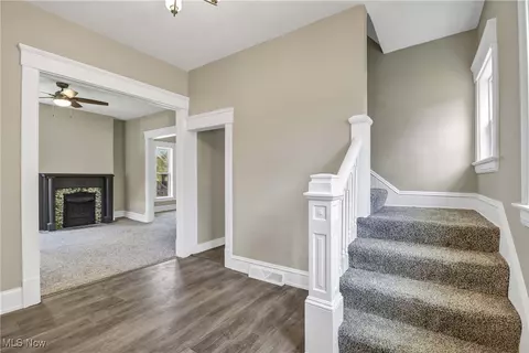 1743 E 31st St, Lorain, OH 44055 photo 3