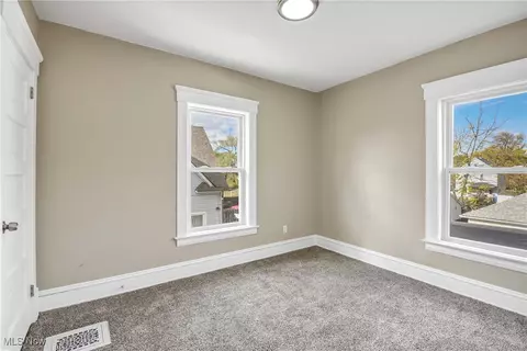 1743 E 31st St, Lorain, OH 44055 photo 25