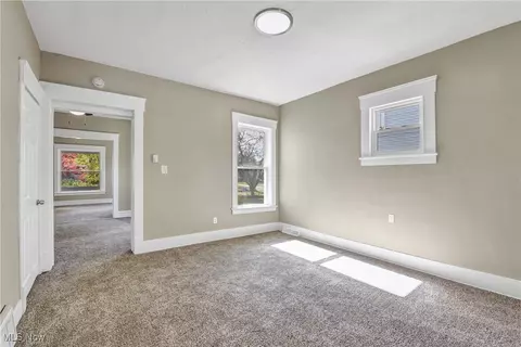 1743 E 31st St, Lorain, OH 44055 photo 13