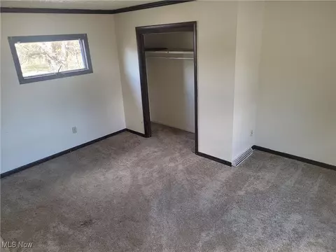 Bedroom - 447 8th St, Struthers, OH 44471 photo 2 of 4