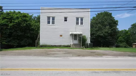 804 E Market St, Cadiz, OH 43907