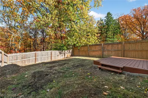 2410 Park Dr, Parma, OH 44134 photo 6