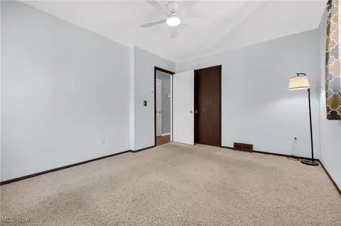2410 Park Dr, Parma, OH 44134 photo 32