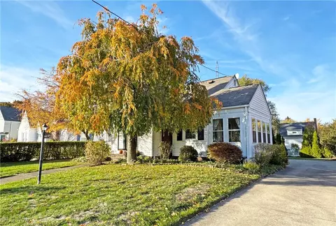 1921 Mount Vernon Blvd NW, Canton, OH 44709