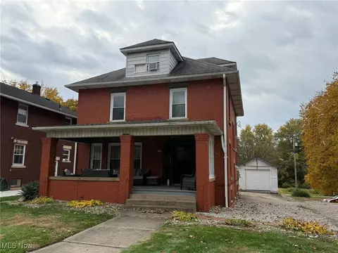 1608 N Wooster Ave, Dover, OH 44622