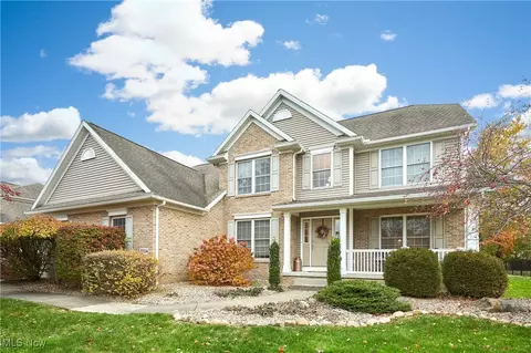 3314 Millwood Ln NW, Uniontown, OH 44685