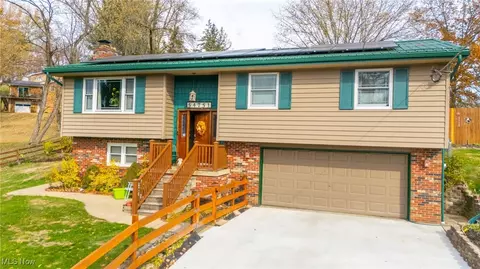 54751 Belmont St, Martins Ferry, OH 43935