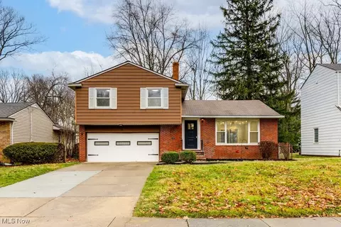 565 Quilliams Rd, South Euclid, OH 44121
