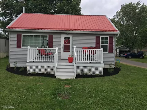 2609 S 7th St, Coshocton, OH 43812