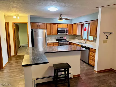 7380 Eisenhower Dr #5, Boardman, OH 44512 photo 3