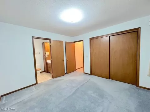 100 Wade Dr, Dover, OH 44622 photo 9