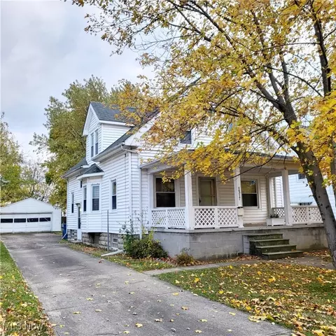1317 W 11th St, Lorain, OH 44052