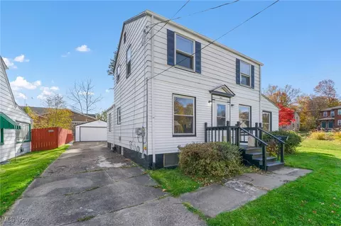 269 W Dennick Ave, Youngstown, OH 44504