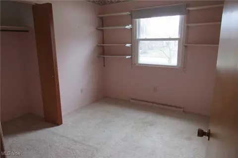 Bedroom - 1000 Brown Dr, Ashtabula, OH 44004 photo 1 of 4