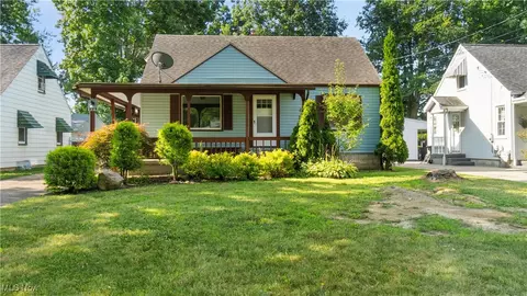 Exterior - 329 Afton Ave, Boardman, OH 44512 photo 2 of 3