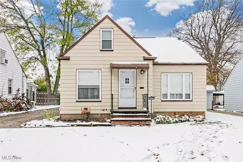1186 Worton Blvd, Mayfield Heights, OH 44124