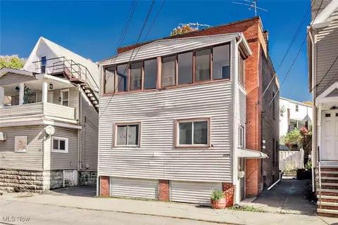 1975 E 124th Pl, Cleveland, OH 44106
