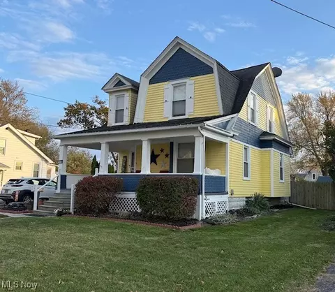 1329 W 7th St, Lorain, OH 44052