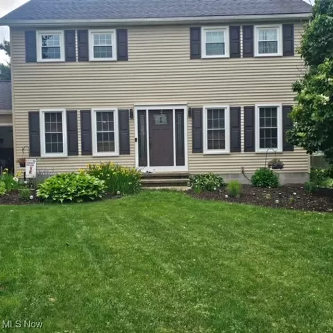 7662 Crimson Ct, Mentor, OH 44060