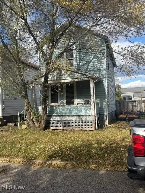 75 20th St, Wellsburg, WV 26070