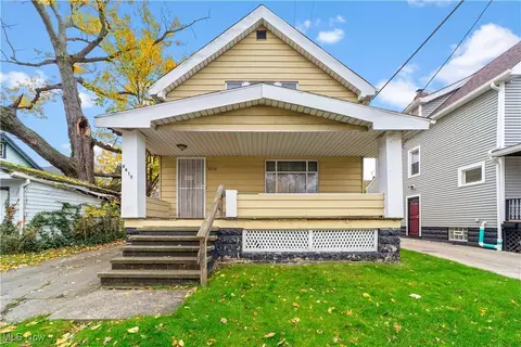 8617 Brinsmade Ave, Cleveland, OH 44102