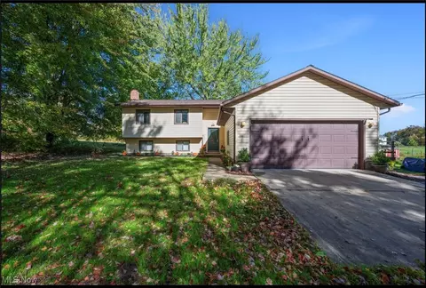 16500 Burrows Rd, Thompson, OH 44086
