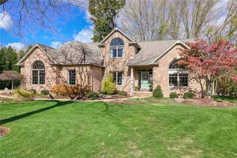 6379 Kilkenny Cir NW, Massillon, OH 44646