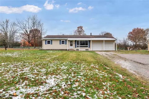 4086 Vandemark Rd, Litchfield, OH 44253