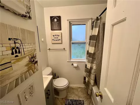 20907 Watson Rd, Maple Heights, OH 44137 photo 11