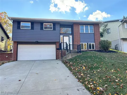 378 Union St, Bedford, OH 44146